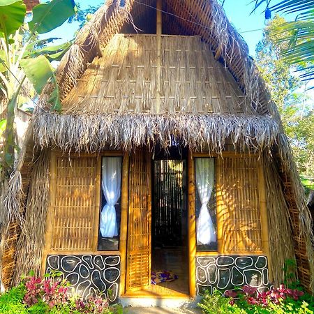El Bamboo Guesthouse Jambu  Extérieur photo