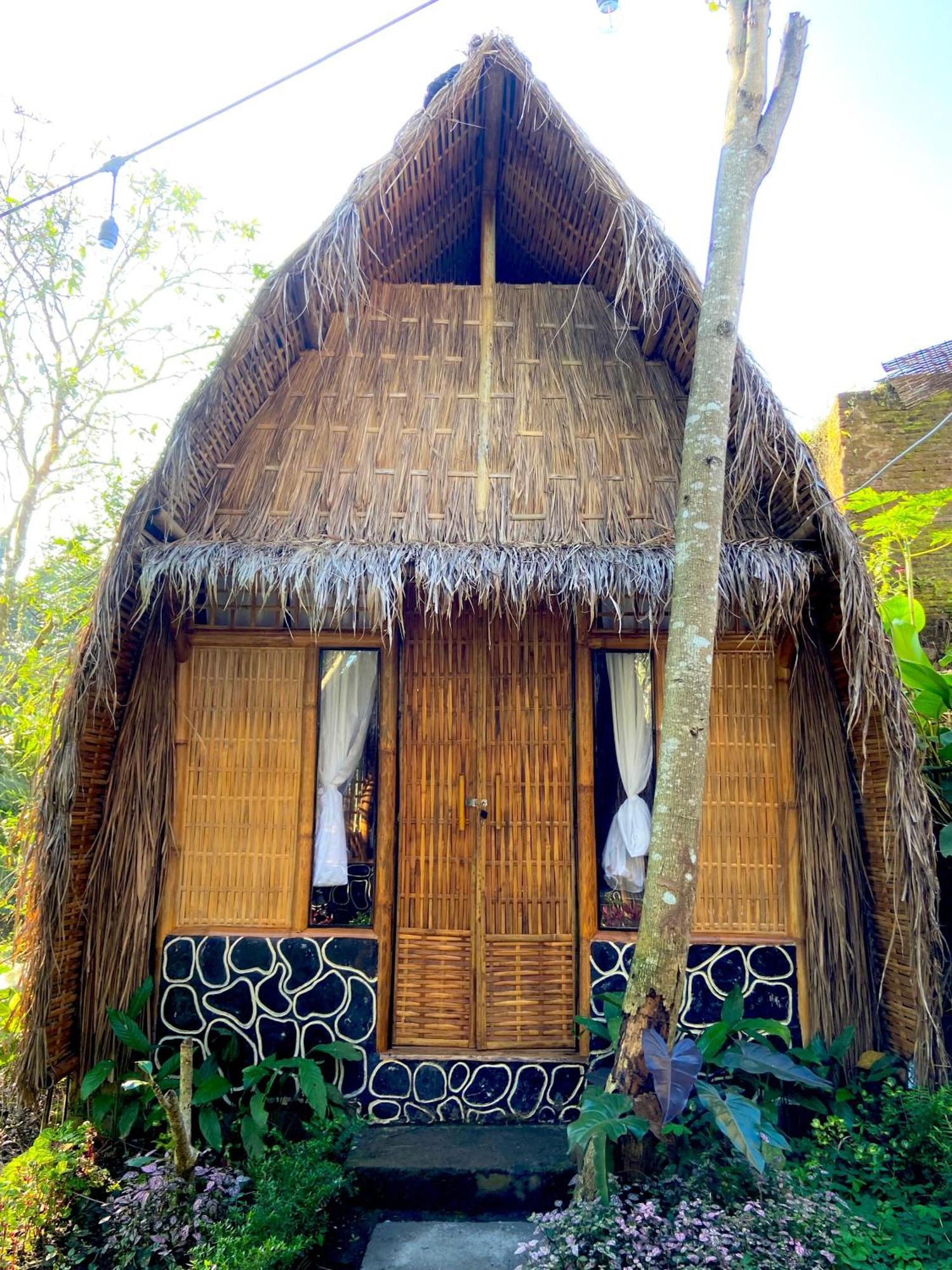 El Bamboo Guesthouse Jambu  Extérieur photo