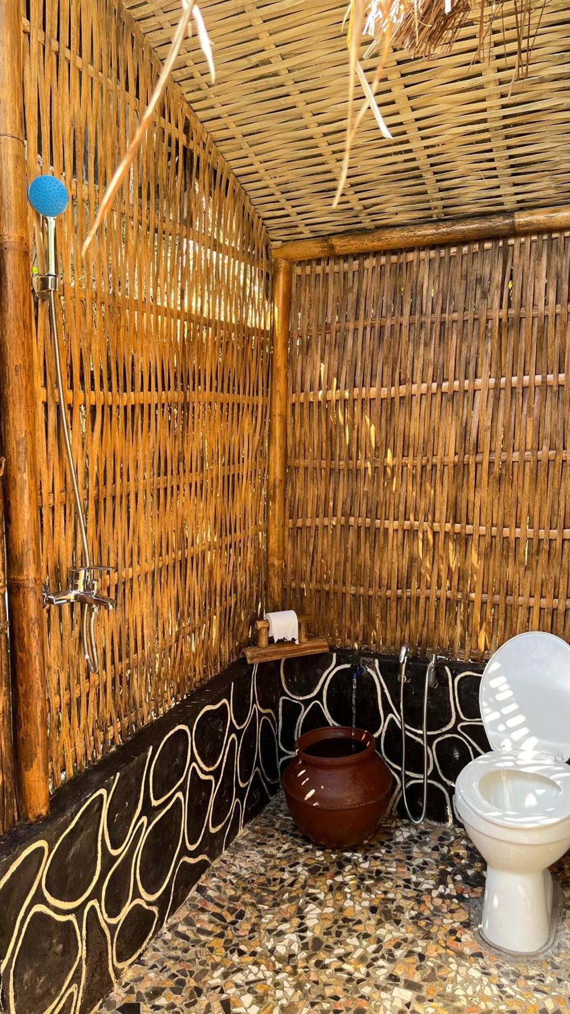 El Bamboo Guesthouse Jambu  Extérieur photo